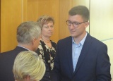 1-06-2018-predavani-maturitnich-vysvedceni-4-a-a-4-b_13.jpg