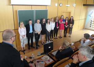 vnyjly3r3y_28-03-2019-pink-bank-vitezem-projektu-csob_1