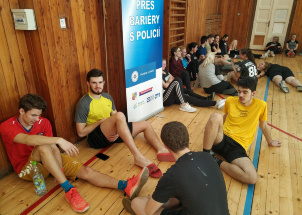cgbupm9scb_9-04-2019-pres-bariery-s-policii_1