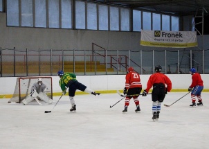 dudiakzyzr_5-03-2018-hokejove-utkani-s-sou-nove-straseci_1