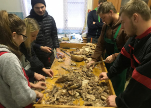 7xo6cd542p_13-12-2018-zabijacka-na-skolnim-statku_1