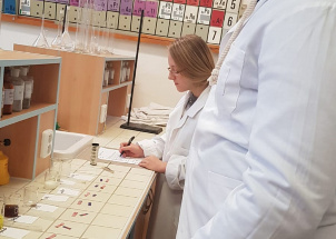 uhre4jn2nn_15-02-2019-1-a-v-laboratori_1