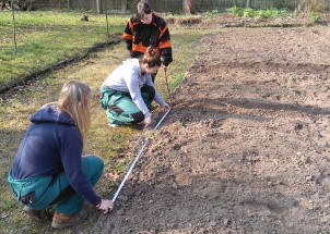 5fyoctuvd1_17-04-2019-2-ch-na-praxi-v-botanicke-zahrade_1