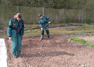 5fyoctuvd1_17-04-2019-2-ch-na-praxi-v-botanicke-zahrade_1