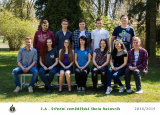 17-4-2019-fotografovani-trid-a-ucitelskeho-sboru_5.jpg