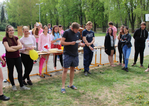 7rjw87cbw6_26-04-2019-posledni-zvoneni-ctvrtych-rocniku_1