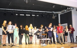 zcyluqv0sj_____IMG_9975